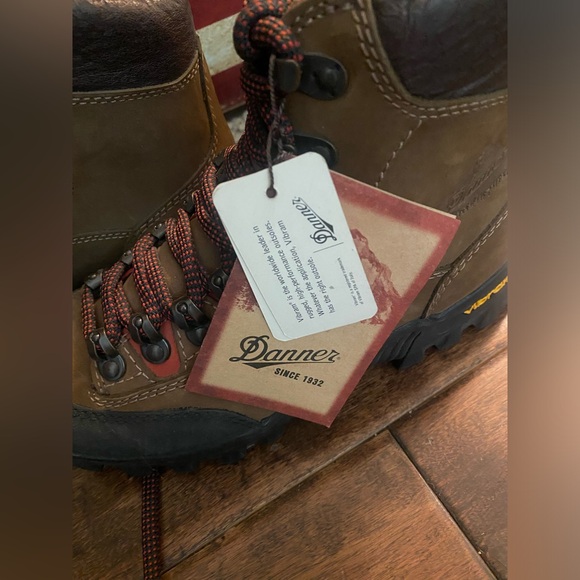 Danner hiking boots nwt - Picture 2 of 7